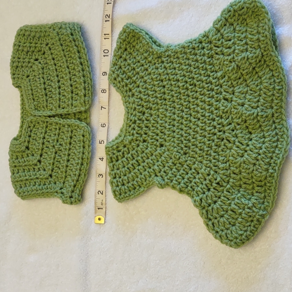 Crochet New Born, 2 Piece Ensemble, Green, Hand Made, USA